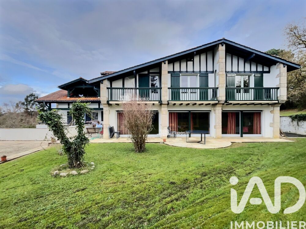 � vendre  Villa Urrugne (64122)