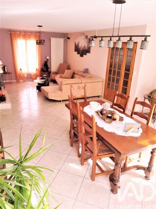  Maison � vendre 7 pi�ces 185 m�