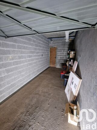  Parking / Garage  vendre 15 m