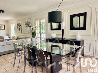  Maison  vendre 8 pices 235 m