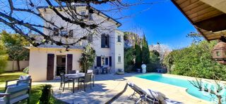  Maison  vendre 9 pices 210 m