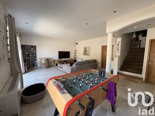  Maison  vendre 8 pices 210 m