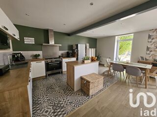  Maison  vendre 8 pices 287 m