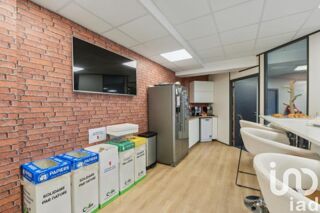  Immeuble � vendre 455 m�