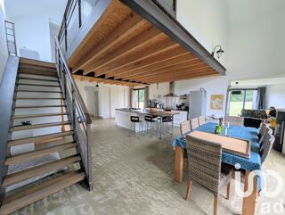  Villa � vendre 8 pi�ces 185 m�