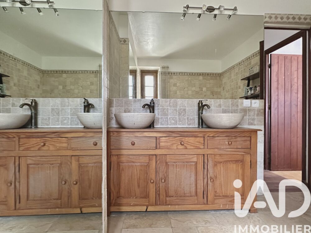 � vendre  Maison Saint-Cyr-sur-Mer (83270)