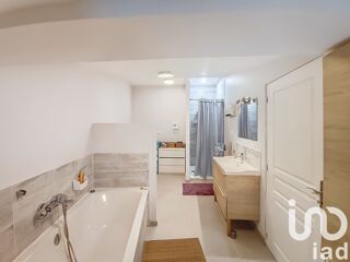  Maison  vendre 6 pices 196 m