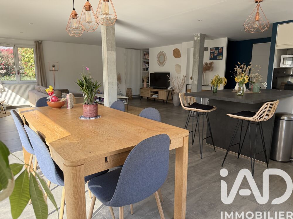 � vendre  Maison Chassieu (69680)