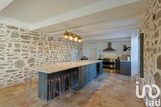  Maison  vendre 15 + pices 870 m