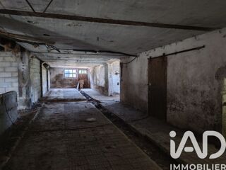  Immeuble � vendre 900 m�