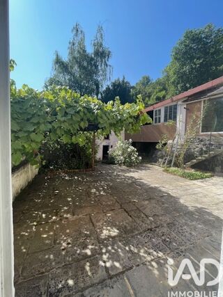  Maison � vendre 8 pi�ces 227 m�