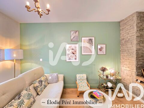   Vente Maison de village 7 pi�ces Maison - 7 pi�ce(s) - 235 m�