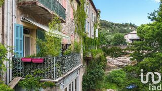  Immeuble  vendre 271 m