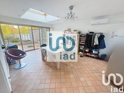   Vente Maison de ville 6 pices Maison - 6 pice(s) - 180 m