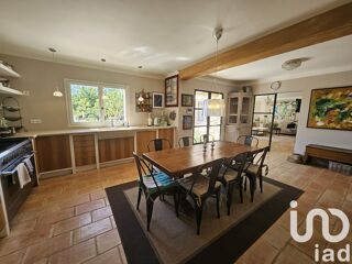  Maison � vendre 12 pi�ces 323 m�