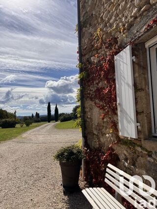  Maison � vendre 8 pi�ces 270 m�