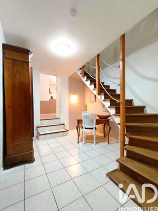  Appartement � vendre 4 pi�ces 195 m�