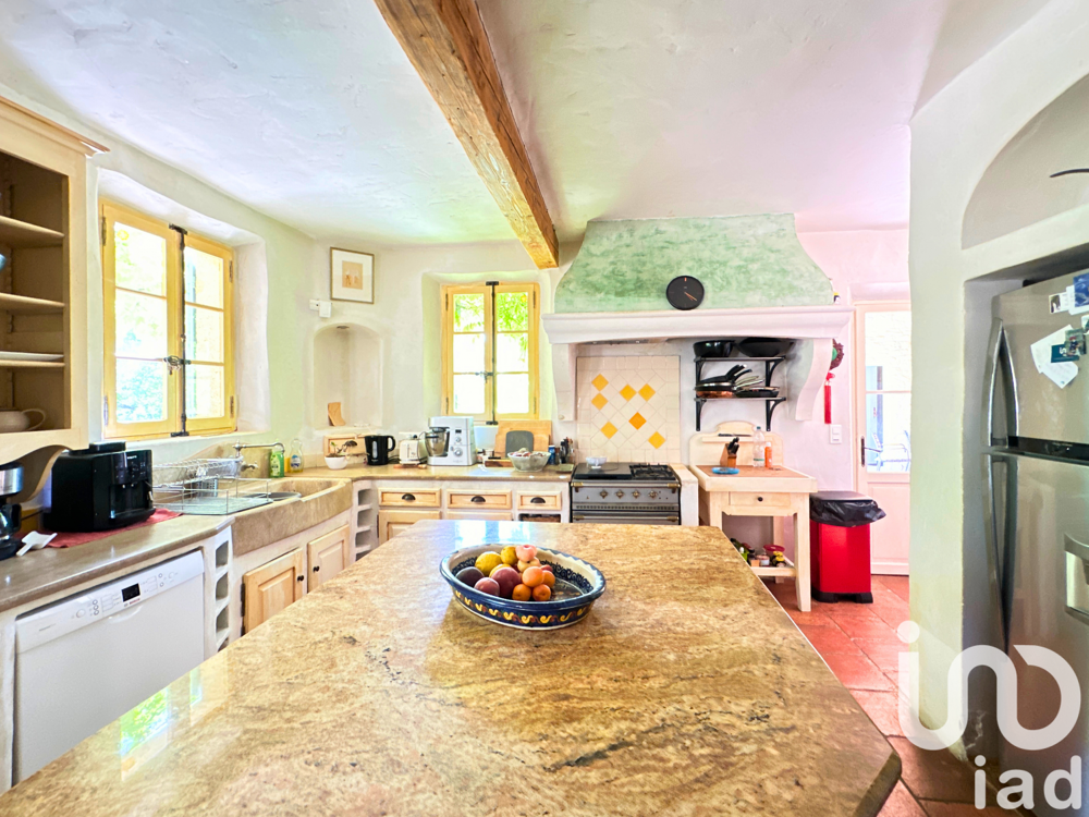 � vendre  Maison Lacoste (84480)