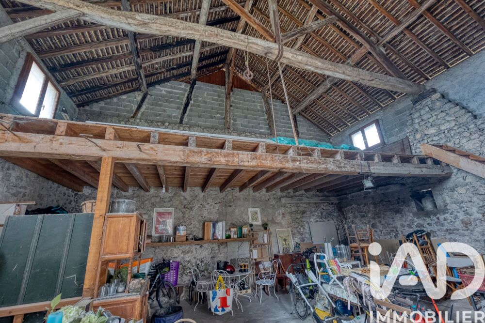 � vendre  Maison Saint-Ismier (38330)