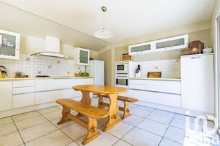  Maison � vendre 7 pi�ces 230 m�