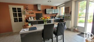  Maison  vendre 10 pices 240 m