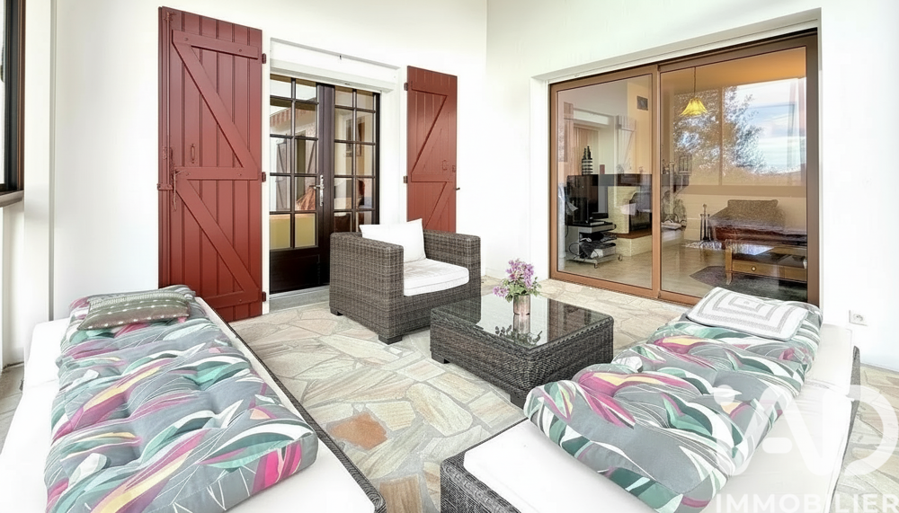 � vendre  Villa Urrugne (64122)