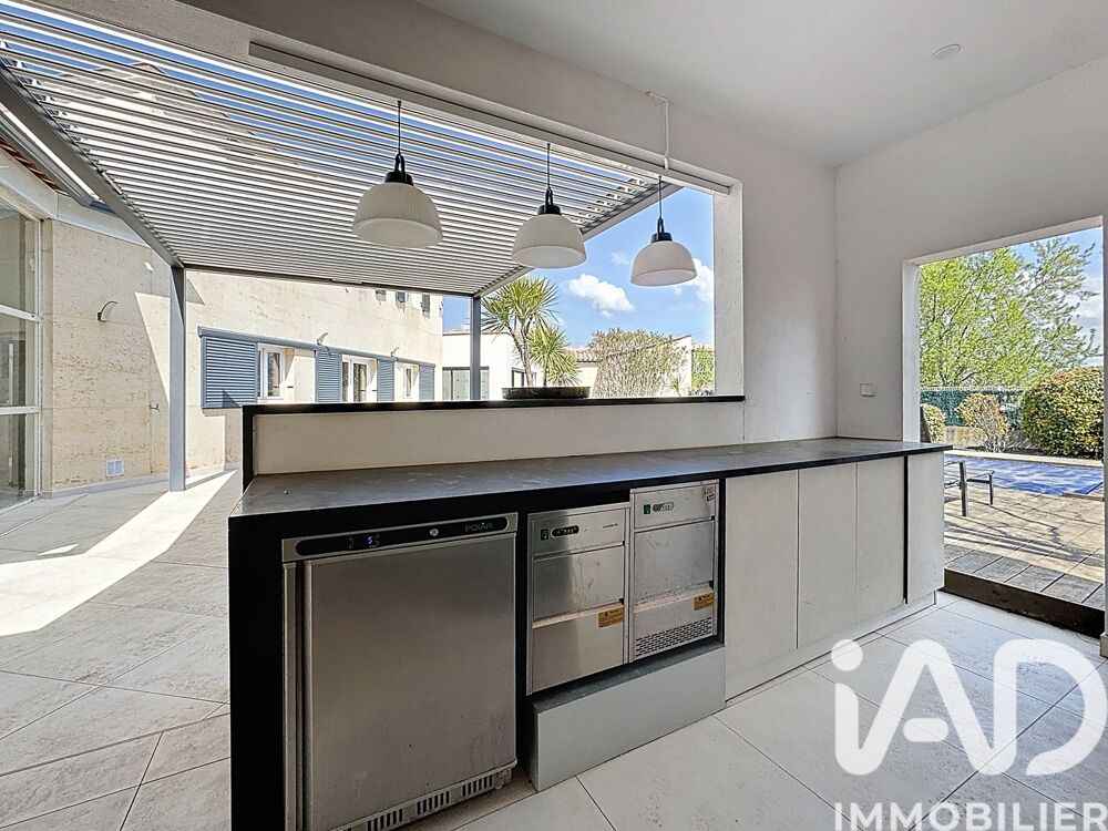 � vendre  Villa Caux (34720)