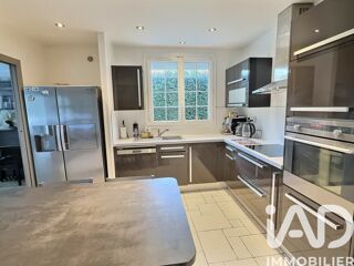  Maison � vendre 8 pi�ces 213 m�