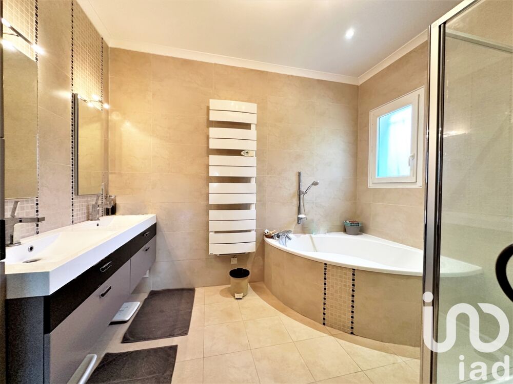  vendre  Maison Uzs (30700)