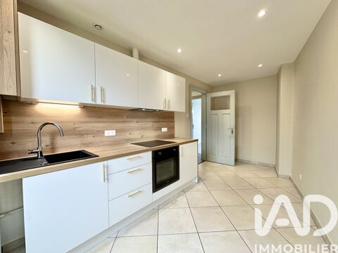   Location Appartement 3 pi�ces Appartement - 3 pi�ce(s) - 65 m�