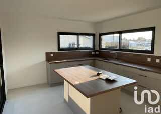  Maison  vendre 6 pices 131 m