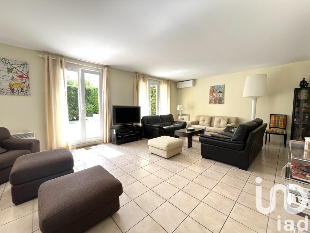 � vendre  Maison Noisy-le-Roi (78590)