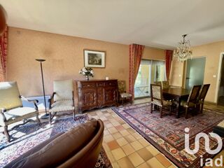  Villa  vendre 8 pices 195 m