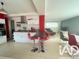  Maison � vendre 8 pi�ces 205 m�