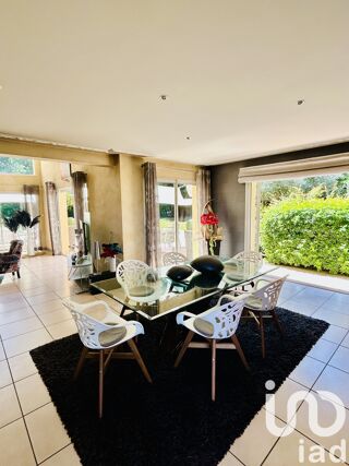  Villa � vendre 10 pi�ces 330 m�