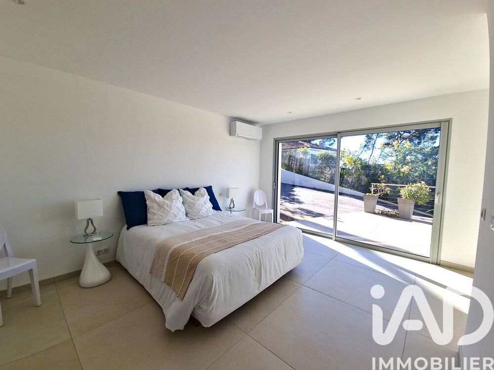 � vendre  Maison Carqueiranne (83320)