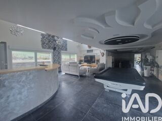  Maison � vendre 15 + pi�ces 515 m�