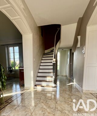  Maison � vendre 9 pi�ces 263 m�