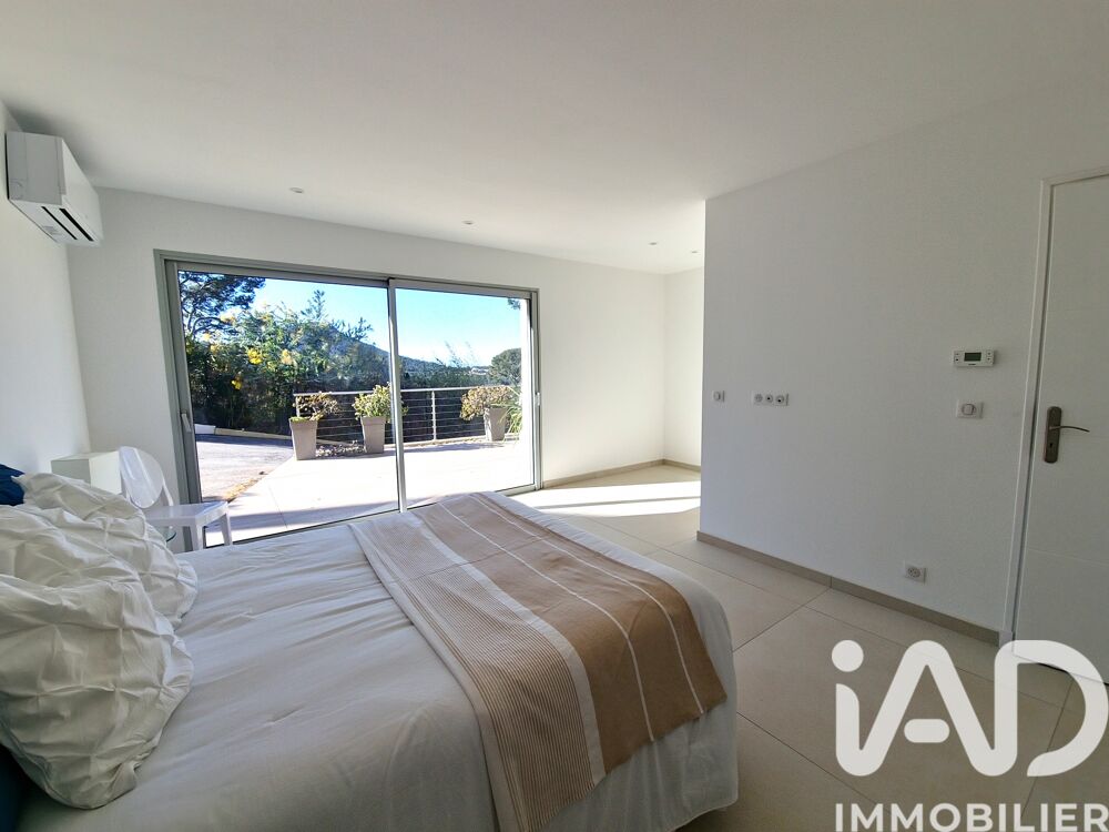 � vendre  Maison Carqueiranne (83320)