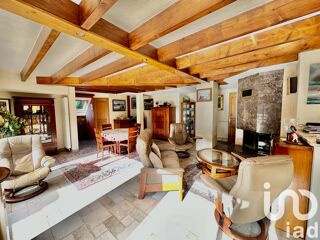  Villa  vendre 10 pices 310 m