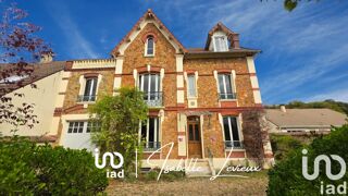  Maison  vendre 11 pices 165 m
