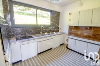  Maison  vendre 8 pices 200 m