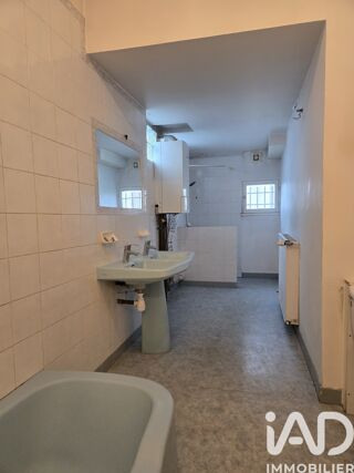  Immeuble � vendre 263 m�