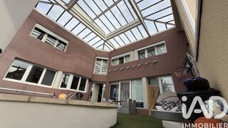  Villa � vendre 7 pi�ces 180 m�