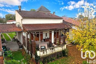  Maison � vendre 10 pi�ces 235 m�