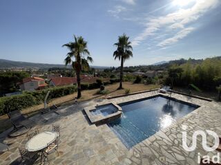  Maison � vendre 7 pi�ces 180 m�