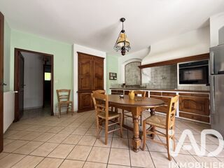  Maison � vendre 8 pi�ces 240 m�