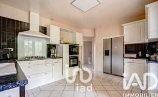  Maison � vendre 9 pi�ces 200 m�