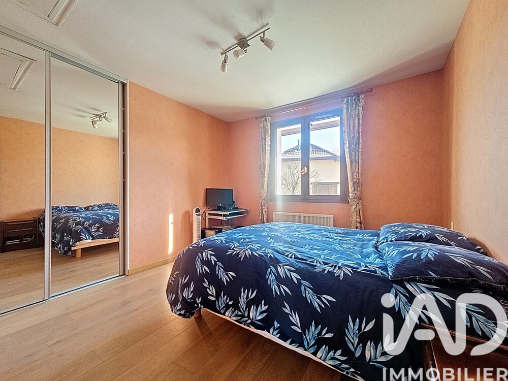 � vendre  Maison Saint-Julien-en-Genevois (74160)