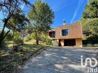  Villa  vendre 7 pices 208 m